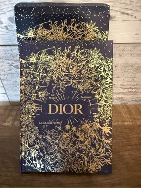 CHRISTIAN Dior Premium Notebook grand curse blue with Golden with box